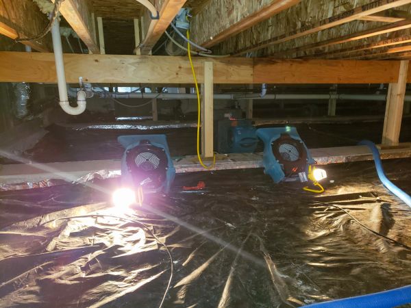 Crawlspace Water Removal in Houston